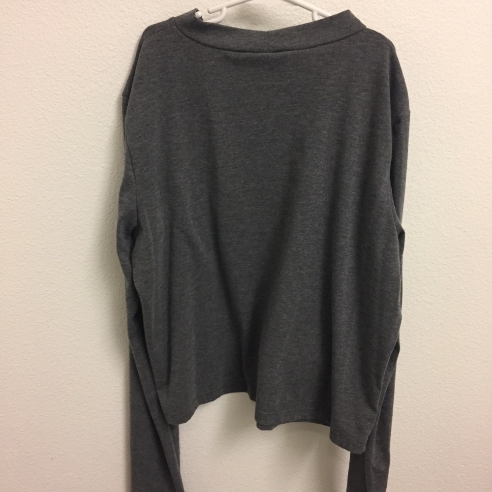 Gray tee - Picture 3 of 3